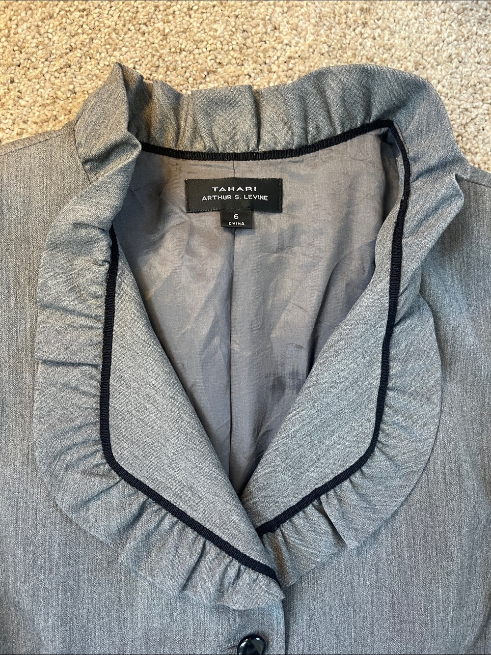 🎀🩶🎀Tahari ASL sz6 Ruffled Collar Gray Belted Novelty Button Short Sleeve Dress